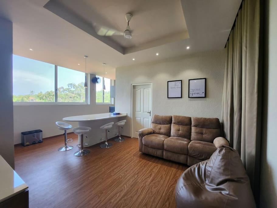 Gulzar 2Bhk Service Apartment, Каннур Екстер'єр фото