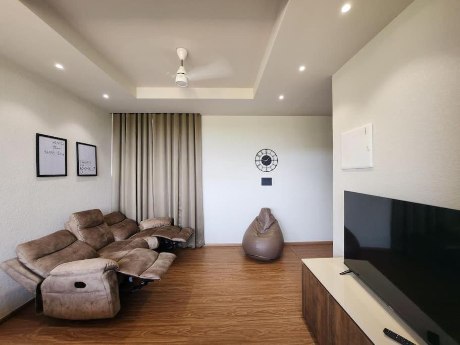 Gulzar 2Bhk Service Apartment, Каннур Екстер'єр фото